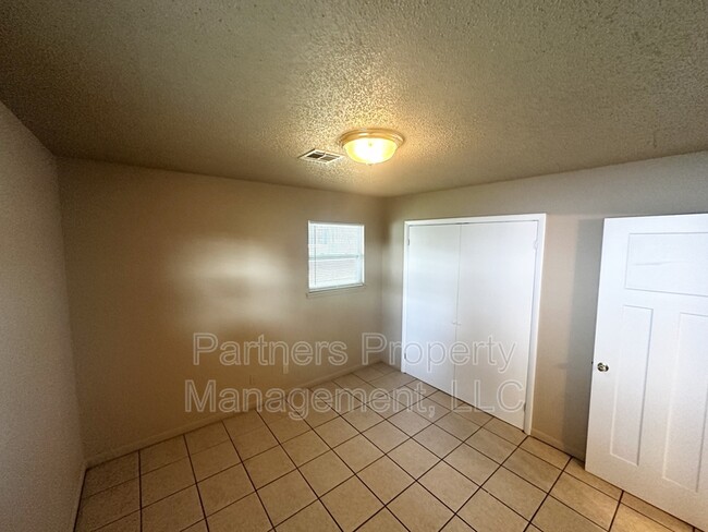 Photo - 111 N Pine Ave