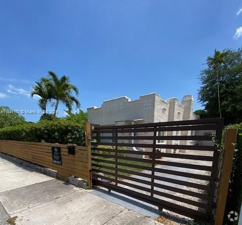 Building Photo - 1074 NW 49th St Rental