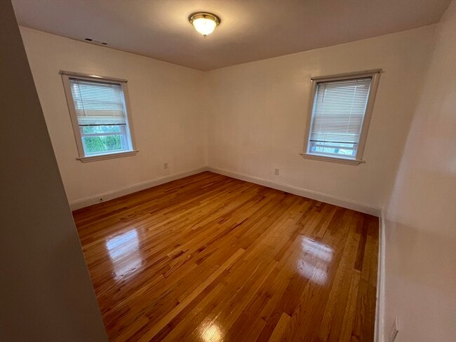 Photo - 23 Myrtle St Unit 2/F
