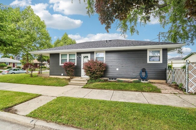 Photo - 2223 Grove Ave