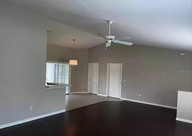 Dining/Living - 4492 Adelaide Ave