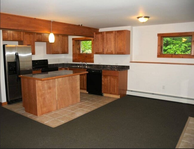 Photo - 612 Sylvan Park Rd Unit 612A