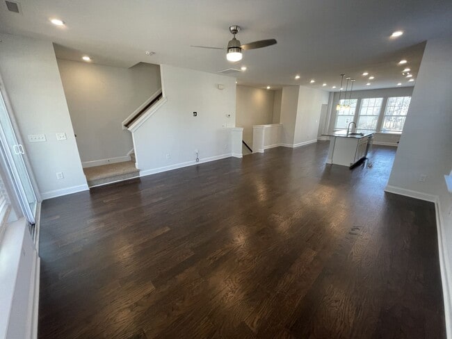 Photo - 3 Bd 3.5 Ba end unit townhouse