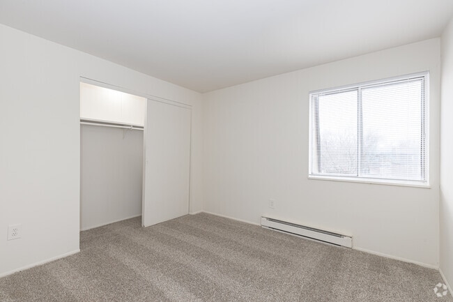 2BR, 1BA - 986SF