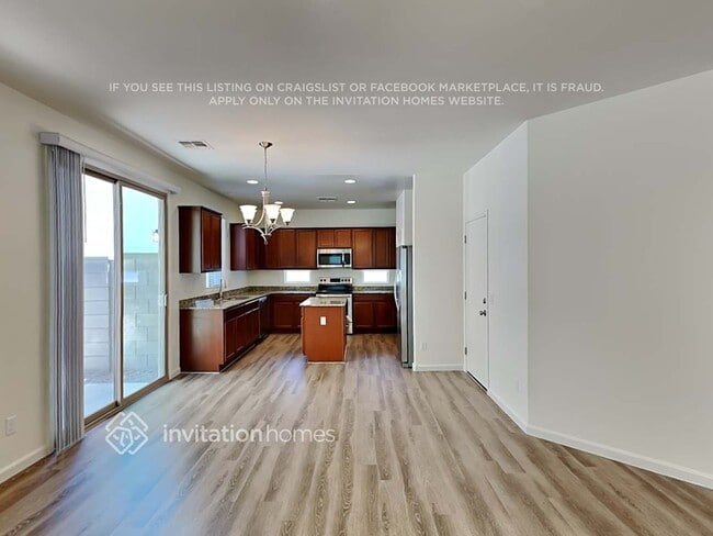 Photo - 1449 S Colt Dr