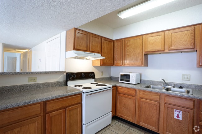 Interior Photo - Magnolia Court Rental