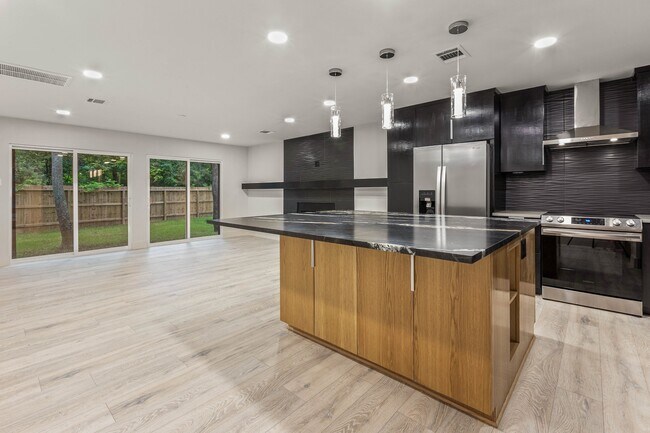 Photo - 1310 E Red Cedar Cir