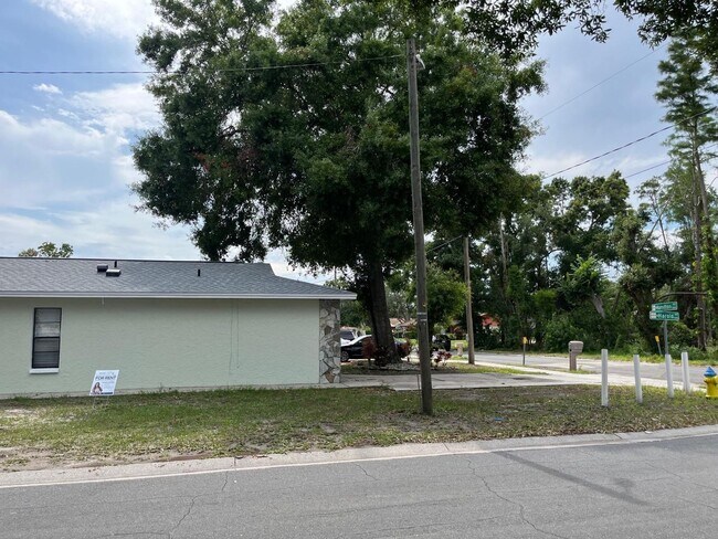 Photo - Beautiful 3BR Home in Central Tampa – Move-In Ready!