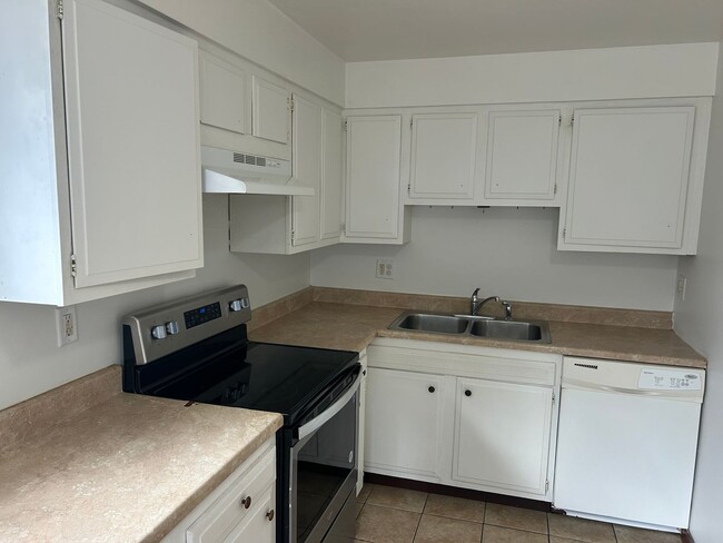 Photo - 417 S Highland Ave Unidad 417-4