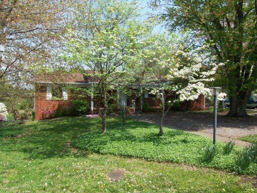Building Photo - 200 Suburban Rd Rental