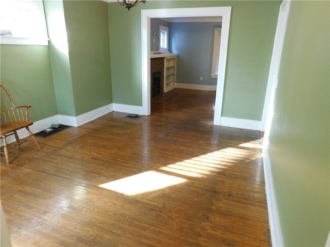 Photo - 125 W High Terrace