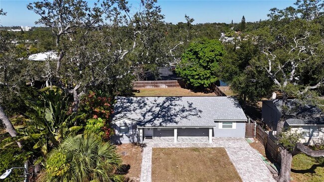 Photo - 1408 Rogers St