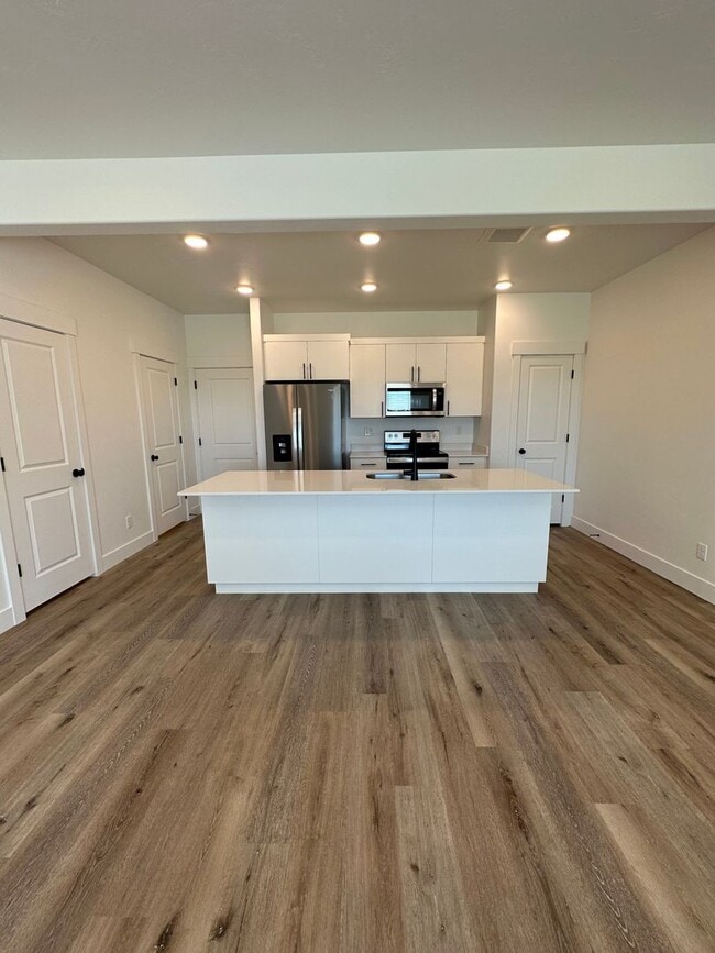 Photo - Luxury 3 bed 2.5 bath Townhome in the Summerfield Community