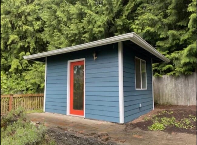 Photo - Single Level Freeland Home and Small Dog Frendly!