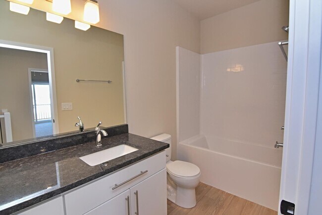 Photo - 1 Crosby Park Dr