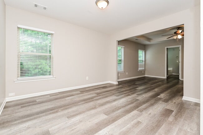 Photo - 4325 Comfort Trail