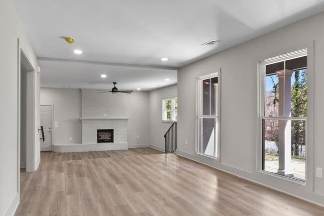 Photo - Cozy 3 Bed 3 Bath House! Available Now!