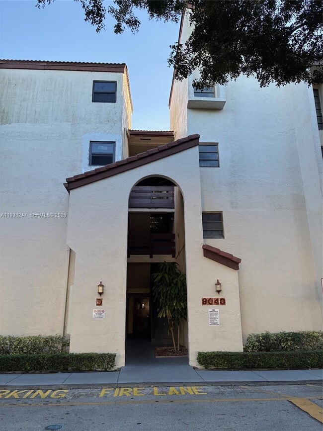 Building Photo - 9040 SW 125th Ave Unit D101