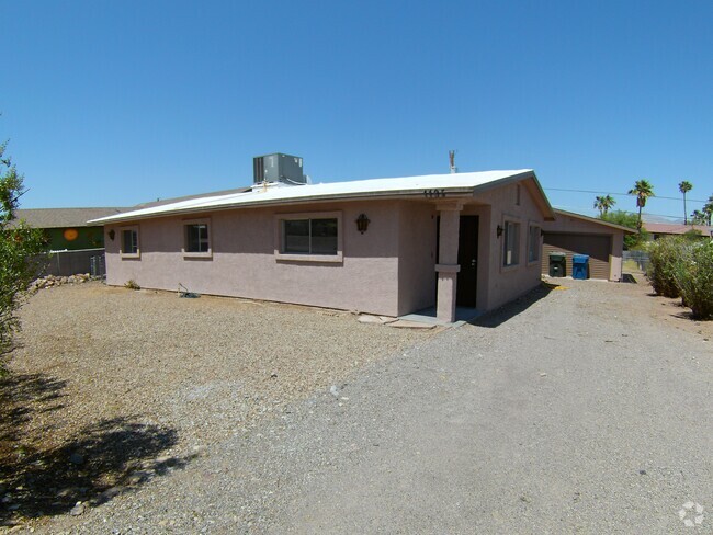Building Photo - 1195 Baseline Rd Rental