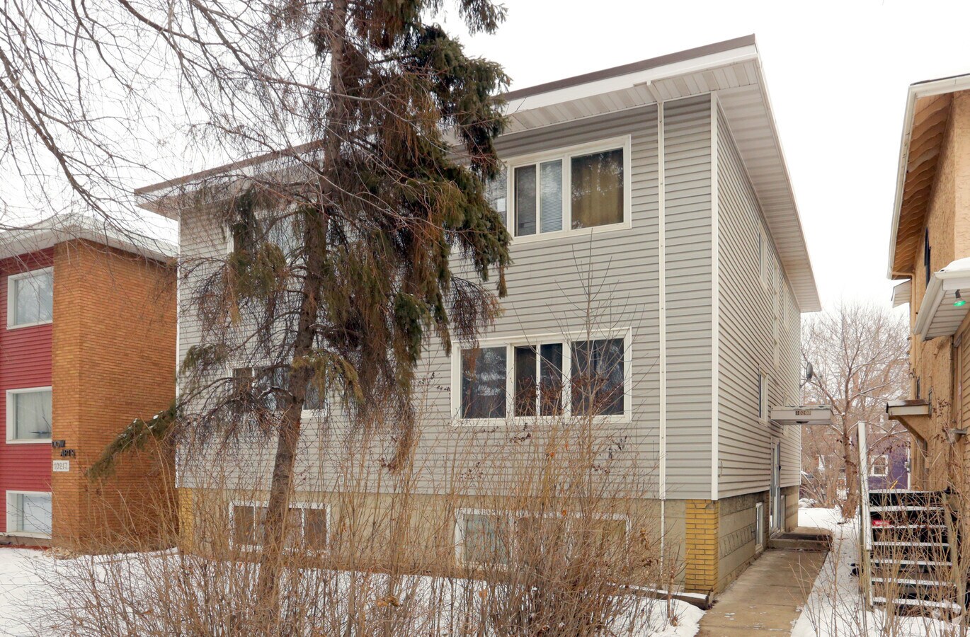 Photo - Button Place