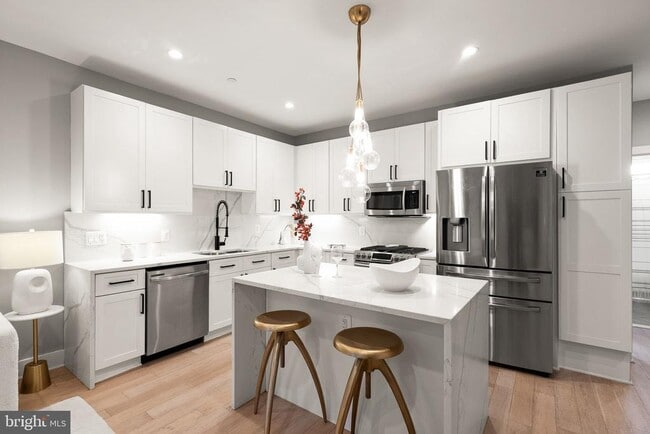 Photo - 1225 Park Rd NW