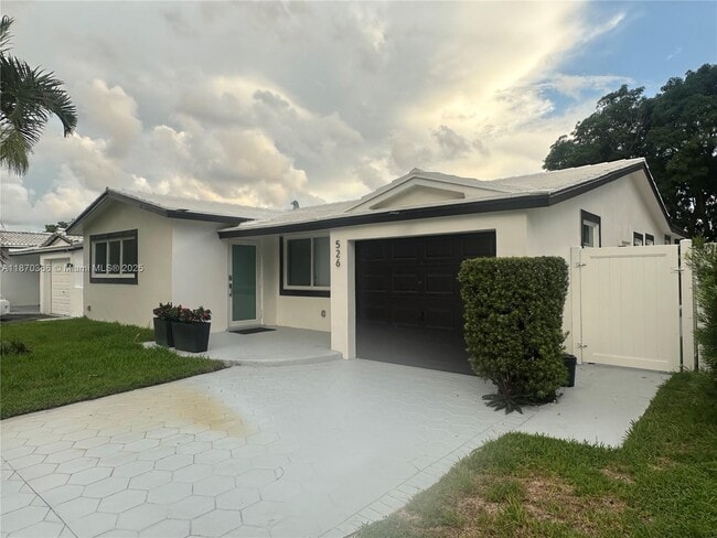 Photo - 526 S Rainbow Dr