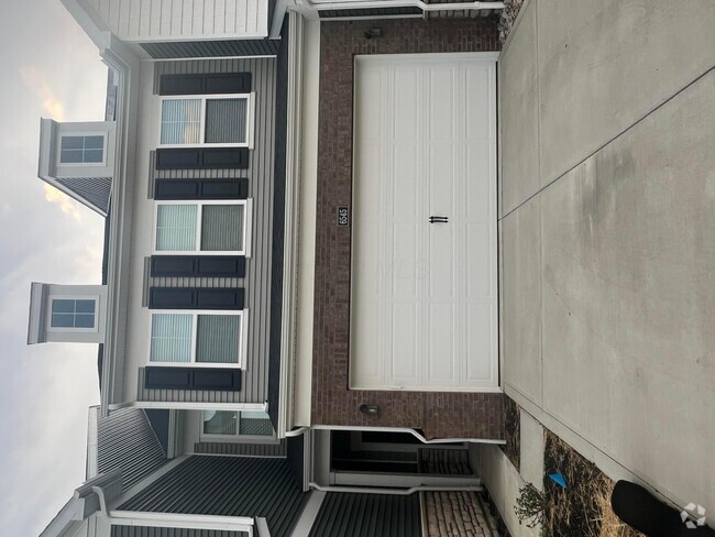 Building Photo - 6545 Wheatly Rd Rental