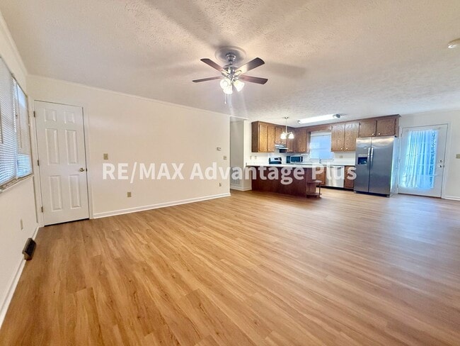 Photo - Spacious home with fiber internet close to Charlotte Court House