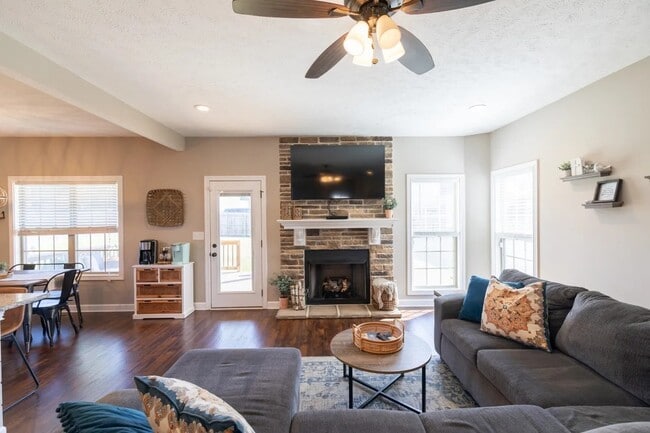 Photo - 3763 Tradewinds Terrace