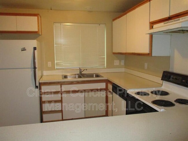 Photo - 1246 N Park Ave