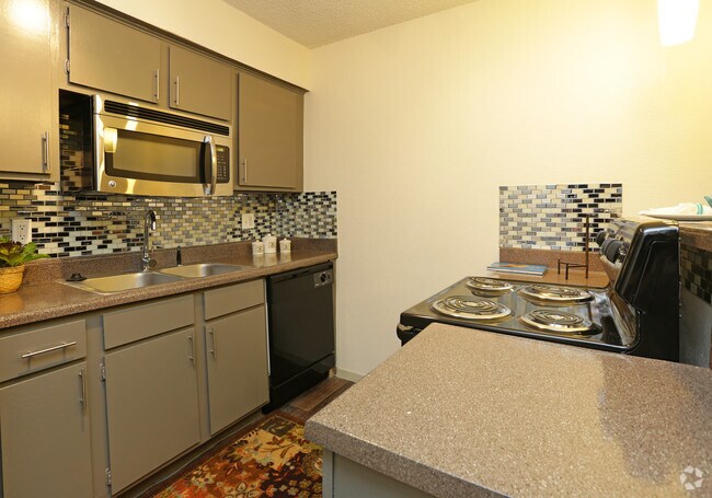 1HAB, 1BA/ 750 FT² - Edentree