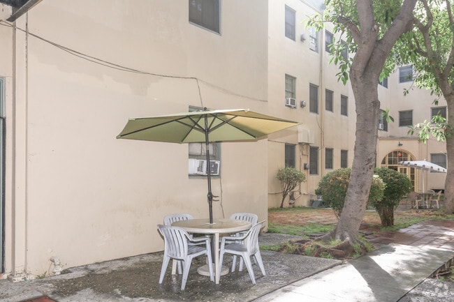 The Rayfield Apartments