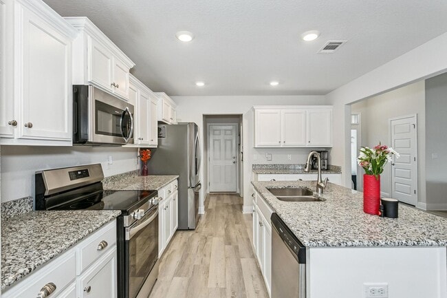 Photo - Beautiful Custom Build Home in North Crestview