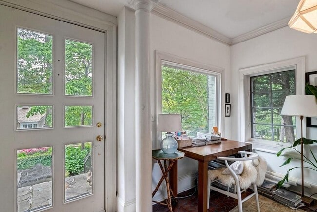 Photo - 2724 Atwood Rd NE