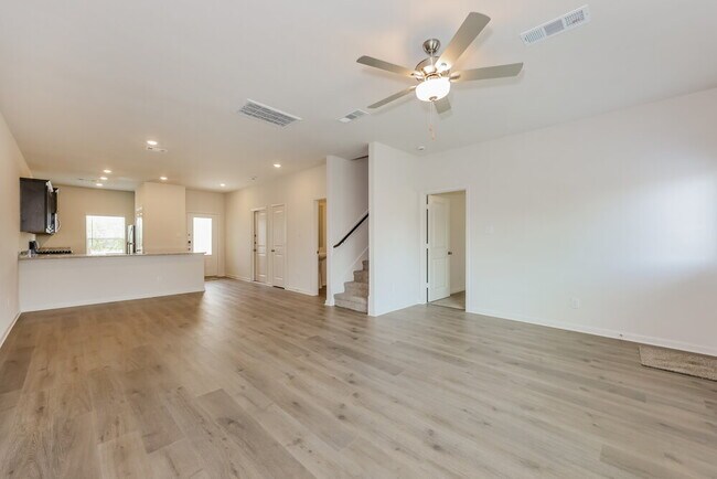 Photo - 9829 Teton Vis Dr