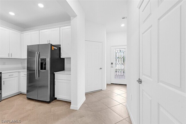 Photo - 2827 Blossom Wy