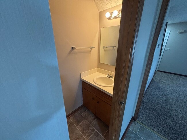 Photo - 102 Settlement Dr Unit A