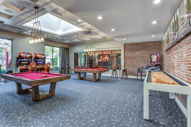 Residences at Arlington Heights