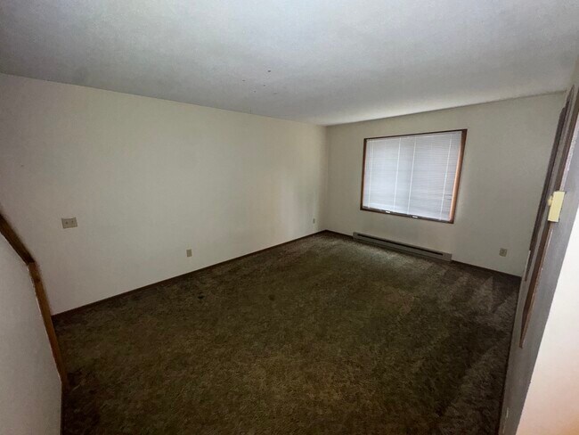 Photo - 1815 3rd St E