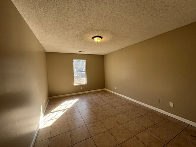 Photo - Renovated 3 Bedroom 2 Bath Home for Rent!!