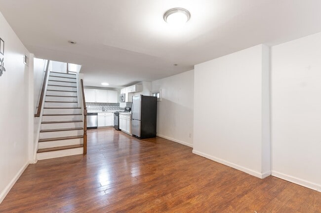 Photo - 80 Linden Ave
