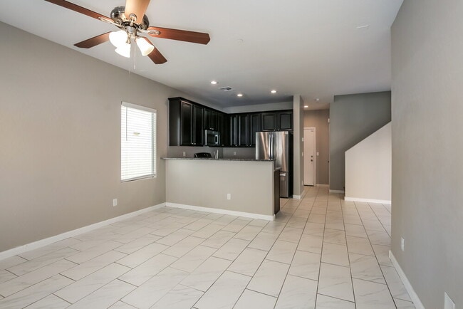 Photo - 7708 Twirling Yarn Ct