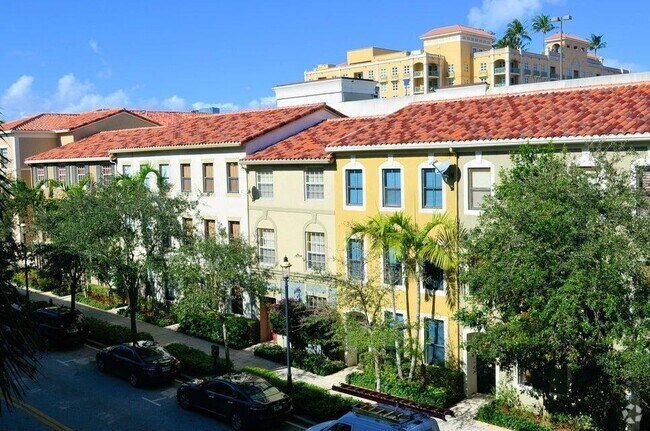 Building Photo - 630 S Sapodilla Ave Unit 327 Rental