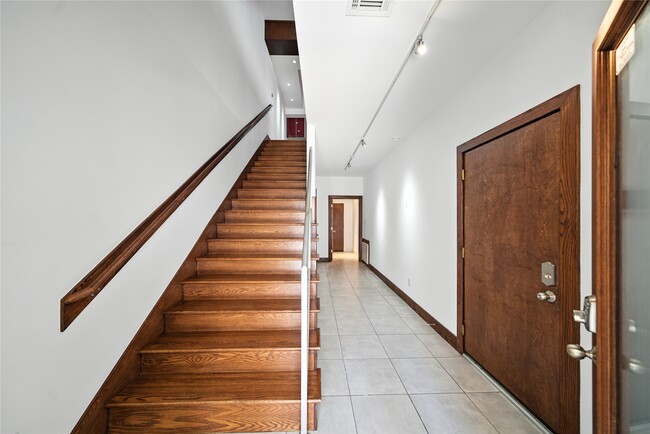 Photo - 1822 Prospect St