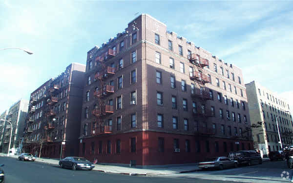2084-2086 Creston Ave - 2084-2086 Creston Ave Apartments