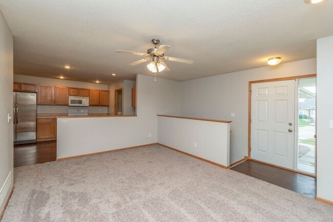 Photo - FULLY FENCED IN YARD!! 3 Bedroom, 2.5 Bathroom Home in Ankeny
