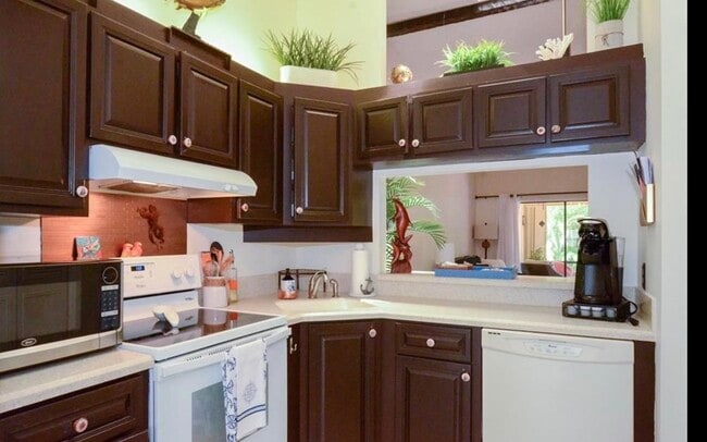 Photo - 1484 SW Silver Pine Way