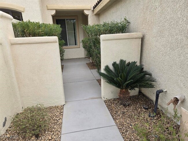 Photo - 5196 Alfingo St