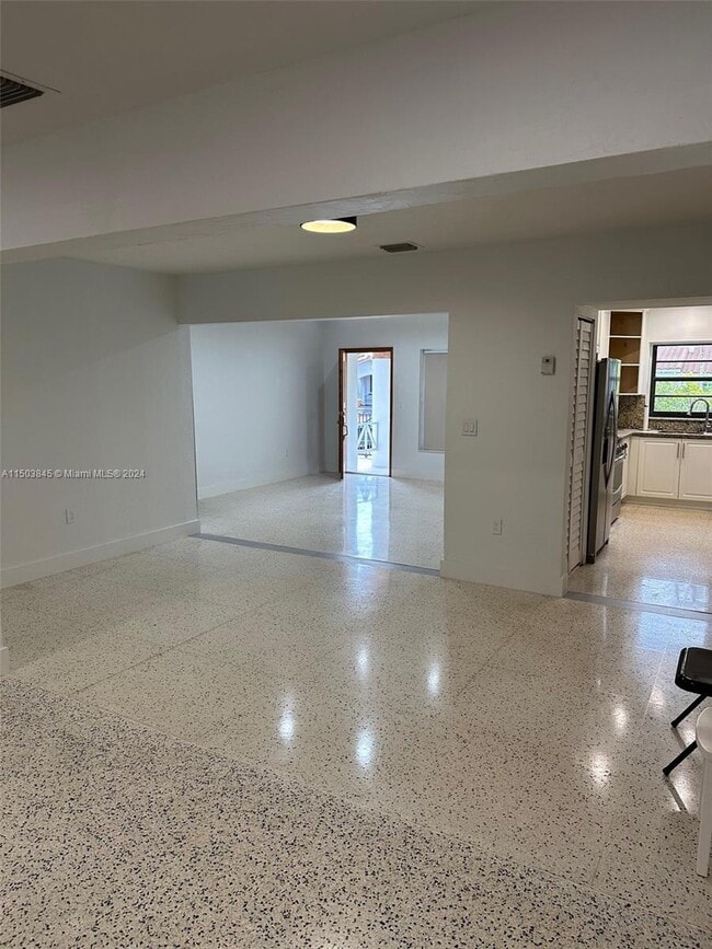 Photo - 1685 SW 15th St