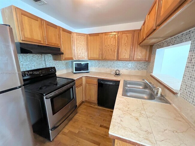 Photo - 1502 Jefferson Ave Unit 101